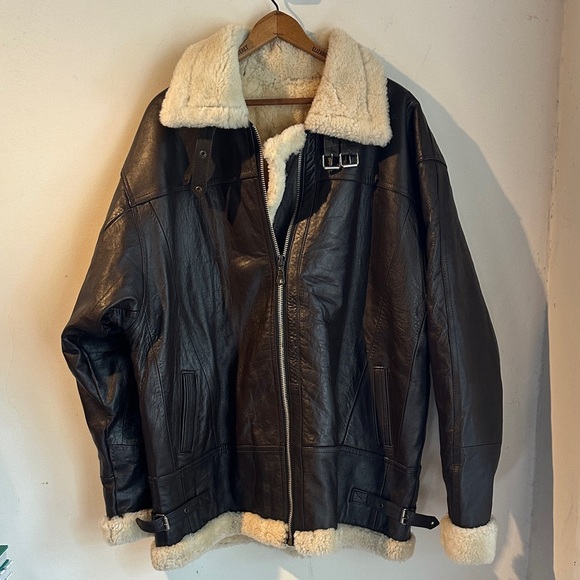 Vintage Men's Brown Leather Pilot Bomber Jacket with Shearling Lining - Picture 1 of 7